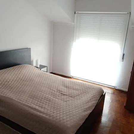 Apartment Lenny's House